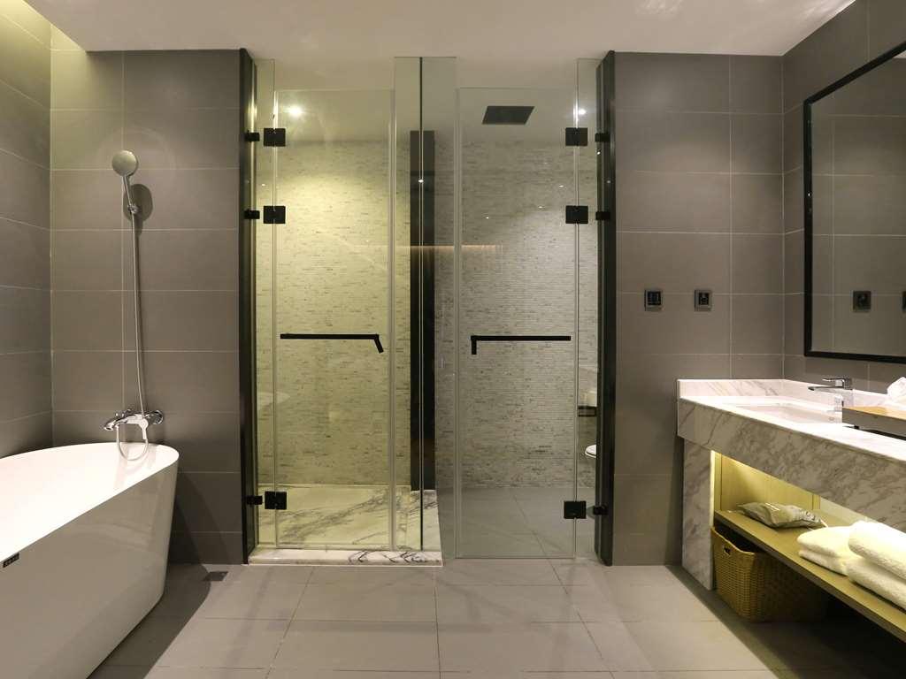 Novotel Deqing Oda fotoğraf